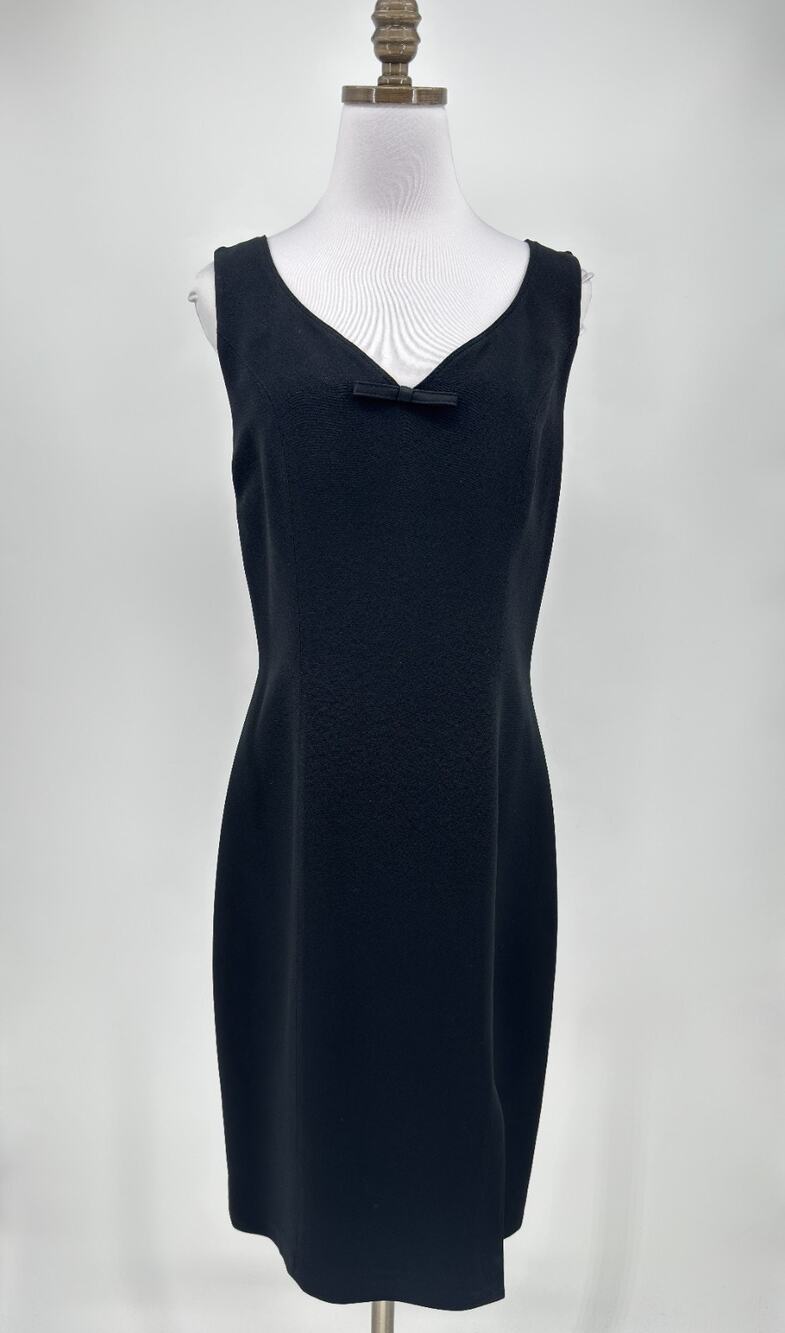 Vintage Griffith Gray for St. John Black V Neck Sleeveless Sheath Dress Sz 8